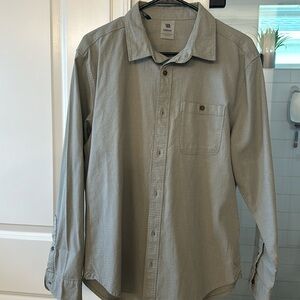 VRST men’s medium long sleeve top brand new